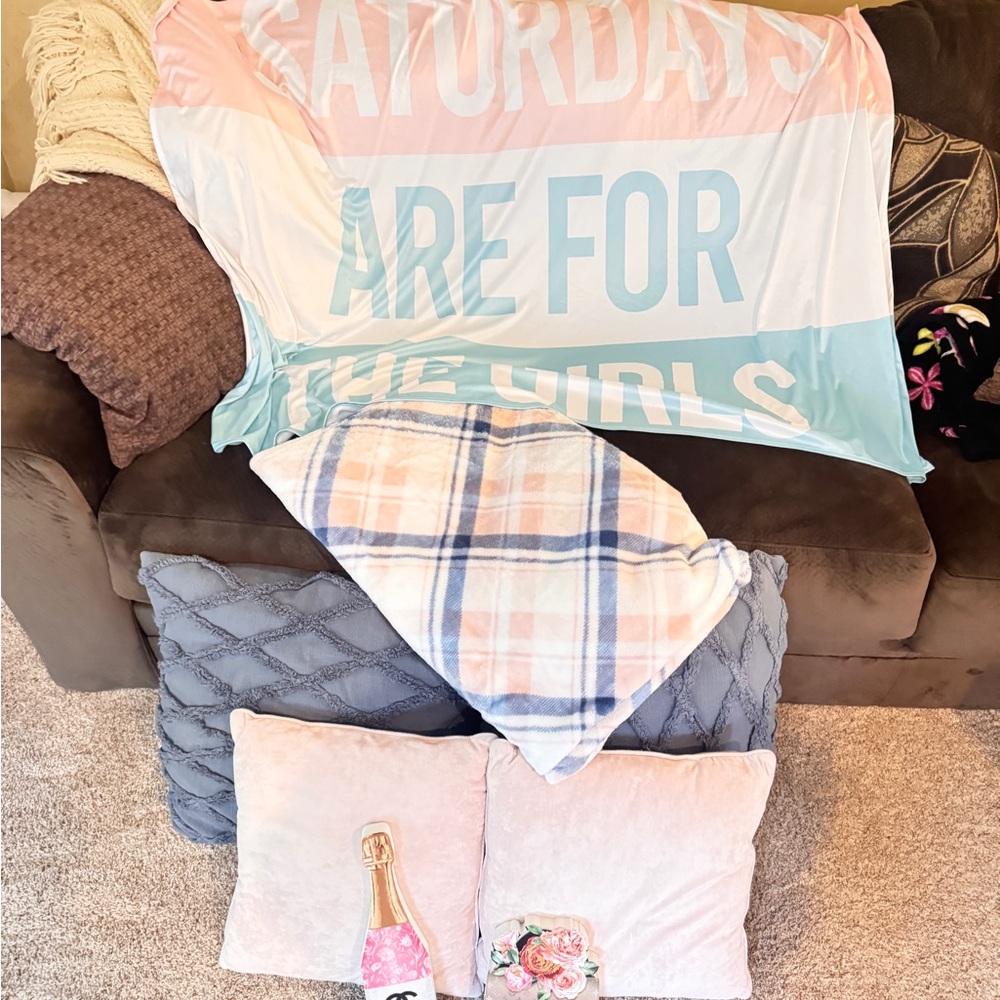 Pink and blue bedroom bundle